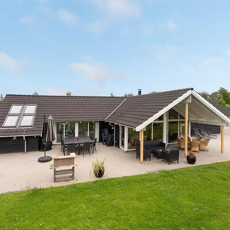 Harek - 800m From The Sea In Lolland- Falster And Mon By Interhome 別荘 *