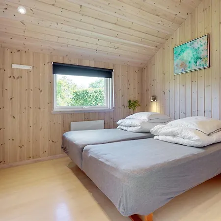 Harek - 800m From The Sea By Interhome *